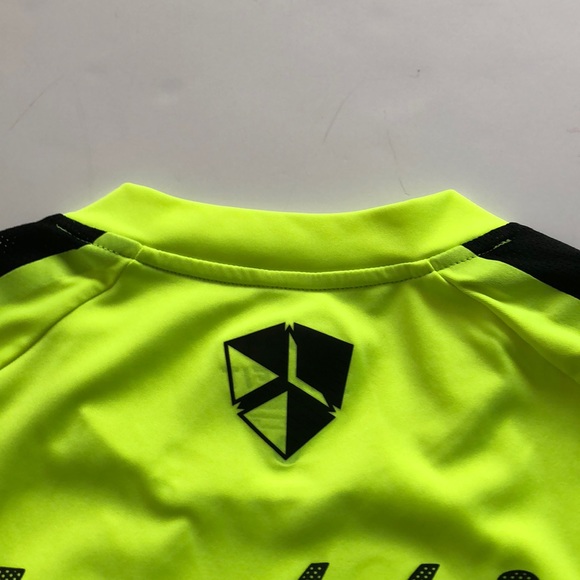 Nike Shirt (men’s) - Picture 7 of 7